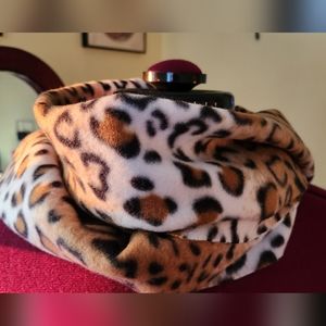 Cheetah print polar fleece scarf